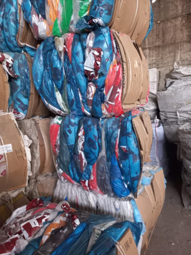Продаю пленку для беспесчанного производства (маркировка C/LDPE) Продаю пленку для беспесчанного производства (маркировка C/LDPE)